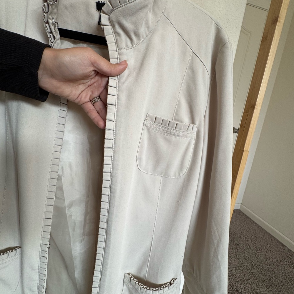 Cream Ruffled Jacket - Picture 3 of 4